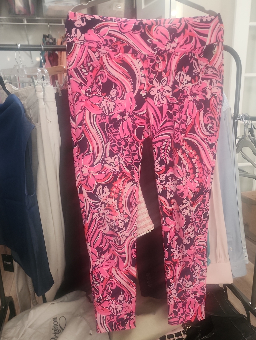 LP Sz 6 W Luxletic Corso Pink Floral Print Golf Pants